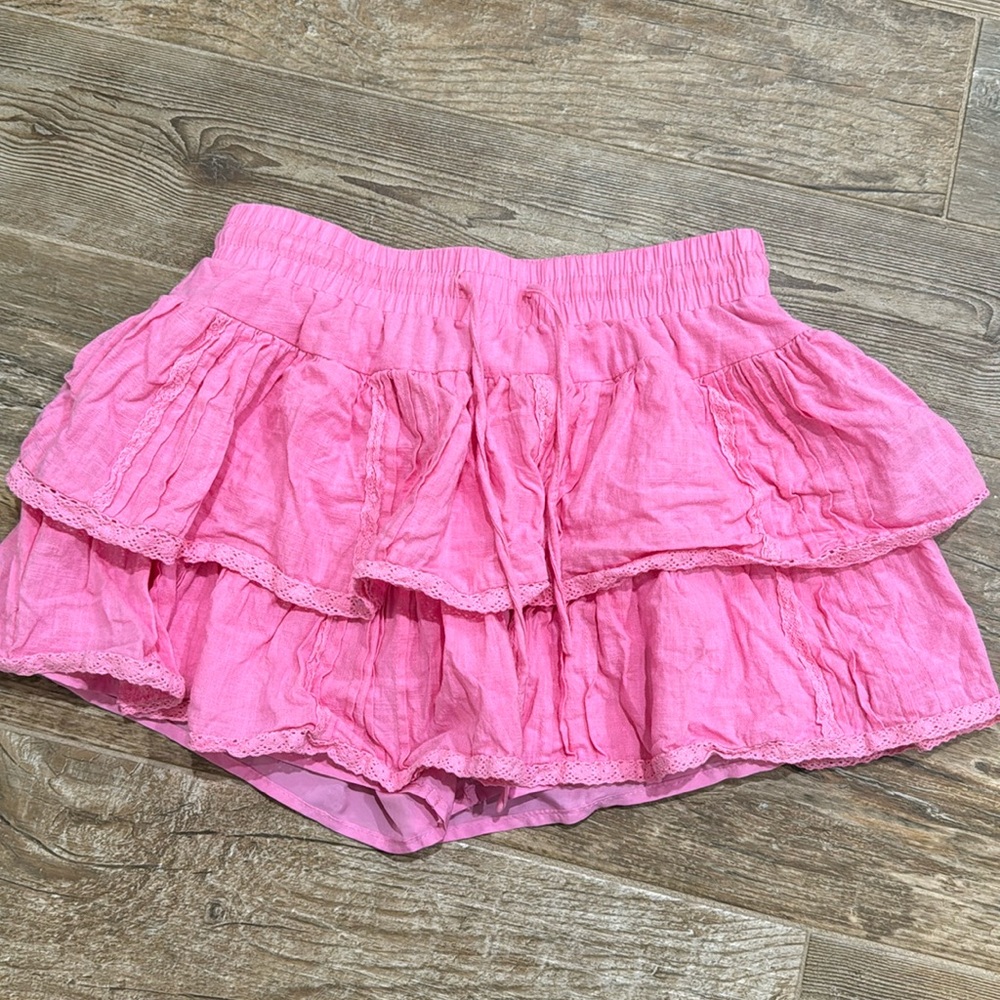 Pink skirt. Brand is day+moon. Size small.